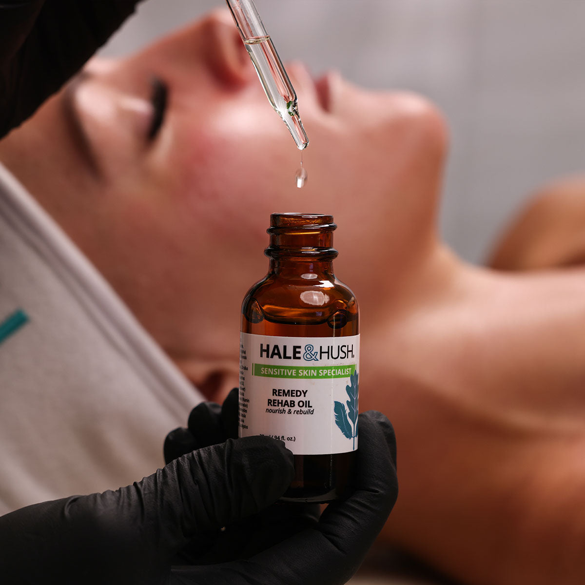  Hale & Hush Vitamin C Serum For Face drops