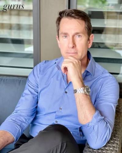 Richard_Purvis_Skin_Moderne.jpg